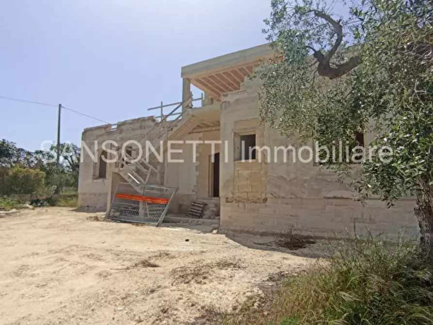 Immagine 7 di Villa in vendita  in STRY a Fasano