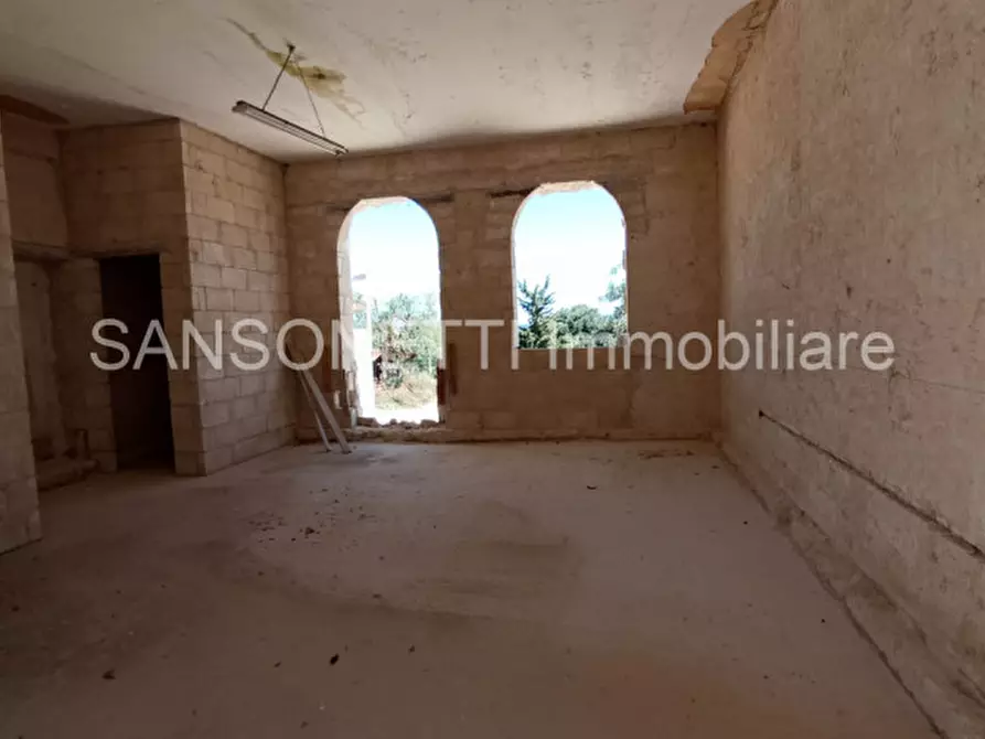 Immagine 17 di Villa in vendita  in STRY a Fasano