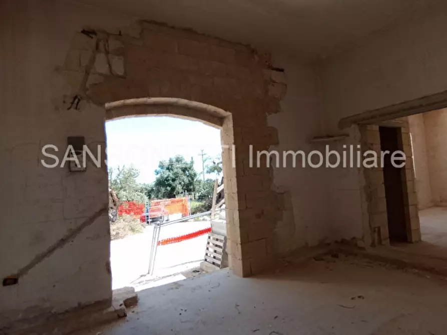 Immagine 22 di Villa in vendita  in STRY a Fasano