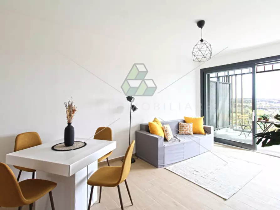 Immagine 9 di Appartamento in vendita  in Via Montegallo a Roma