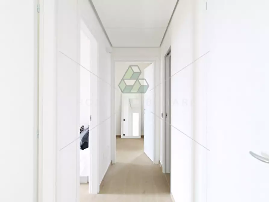 Immagine 14 di Appartamento in vendita  in Via Montegallo a Roma