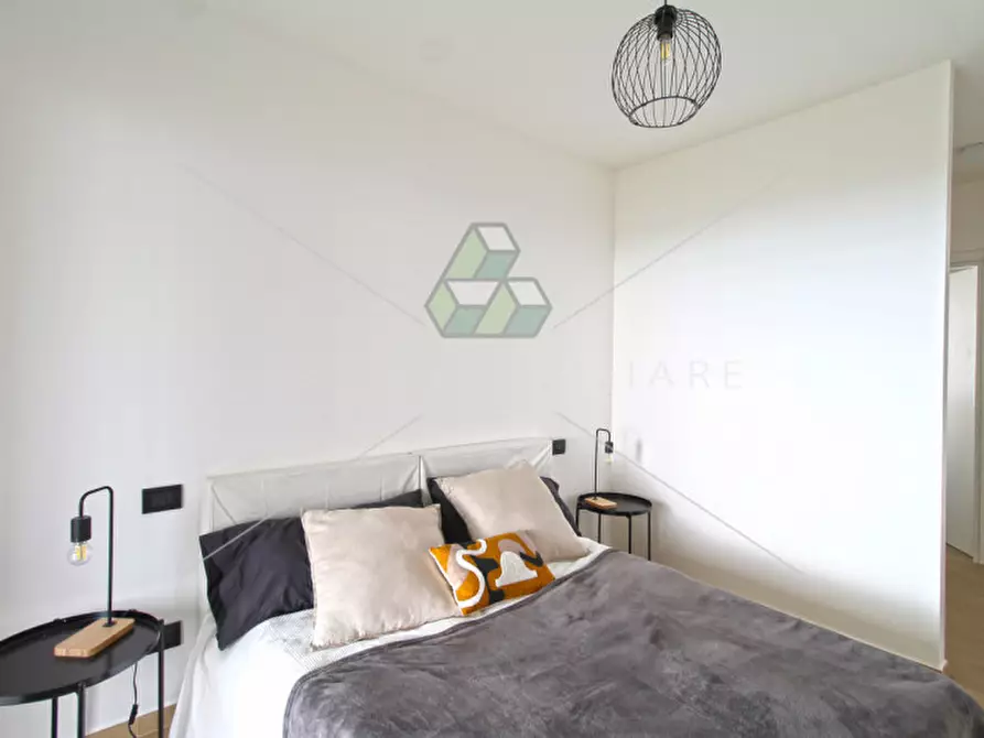 Immagine 17 di Appartamento in vendita  in Via Montegallo a Roma