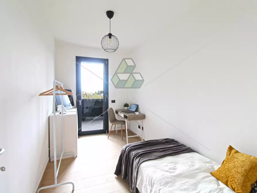 Immagine 24 di Appartamento in vendita  in Via Montegallo a Roma