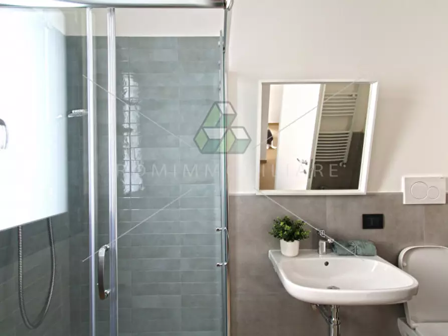 Immagine 26 di Appartamento in vendita  in Via Montegallo a Roma