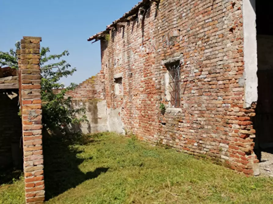 Immagine 2 di Villetta a schiera in vendita  a Santa Giustina In Colle