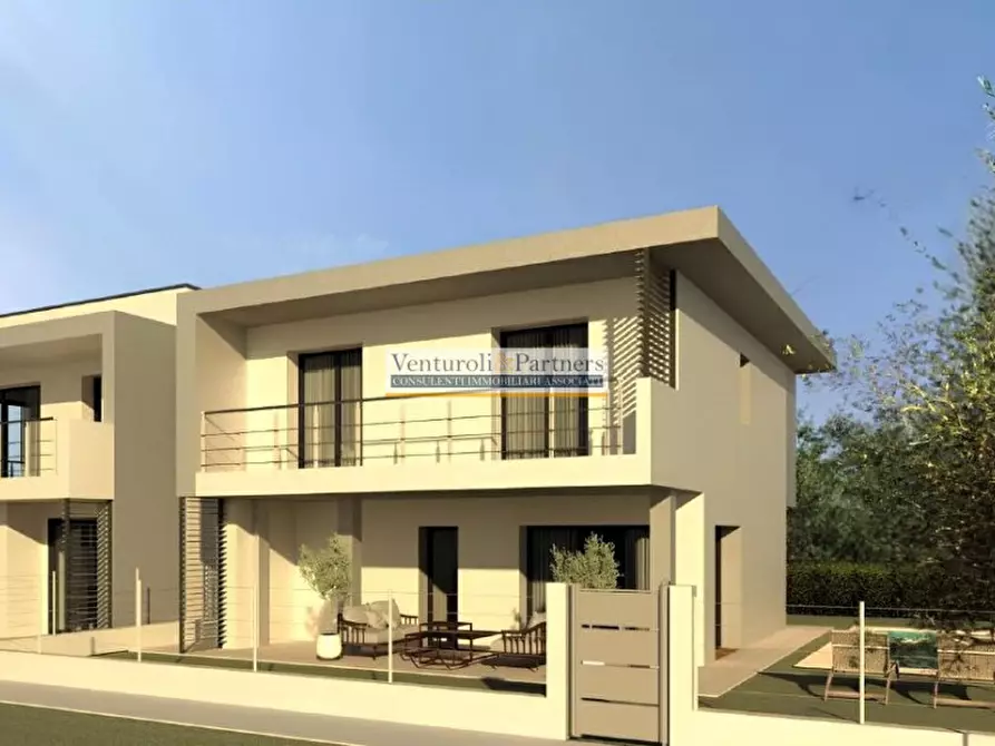 Immagine 1 di Villa in vendita  in via monticelli a Soiano Del Lago