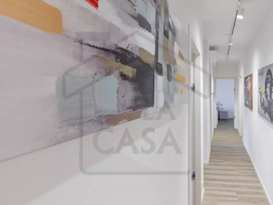 Immagine 12 di Appartamento in vendita  in Viale Stazione a Montegrotto Terme