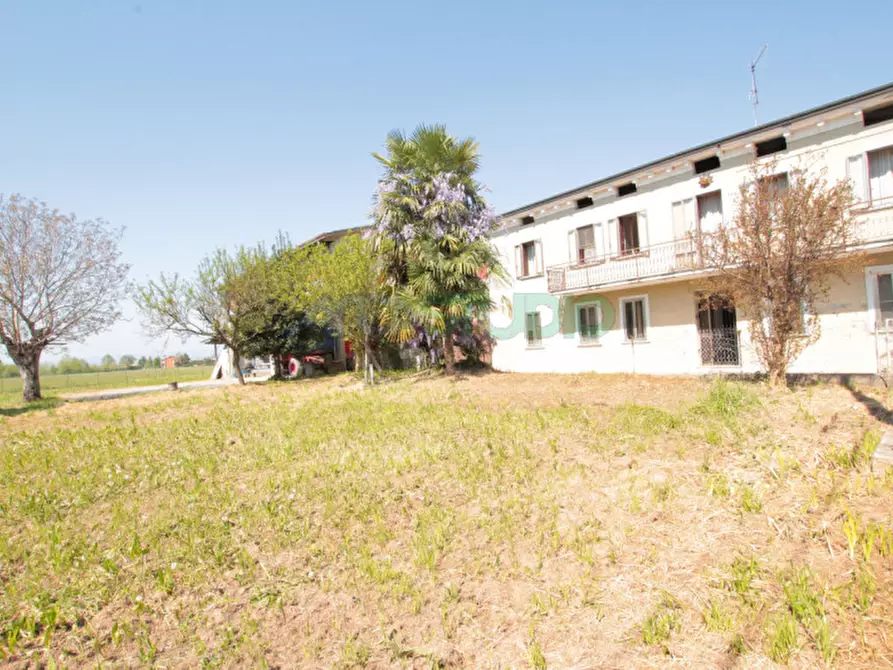 Immagine 1 di Casa indipendente in vendita  in Via Adige a Quinto Vicentino