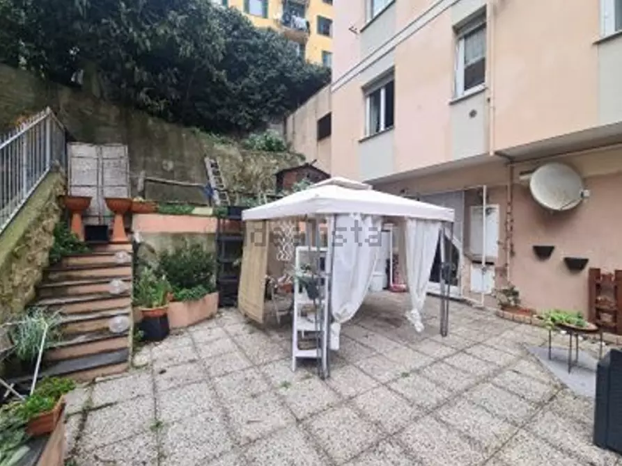 Immagine 1 di Appartamento in vendita  in corso martinetti a Genova