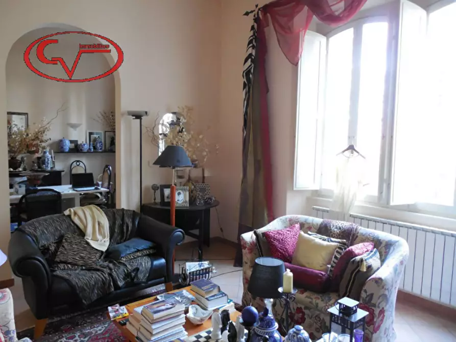 Immagine 5 di Casa bifamiliare in vendita  in Castelnuovo a Cavriglia