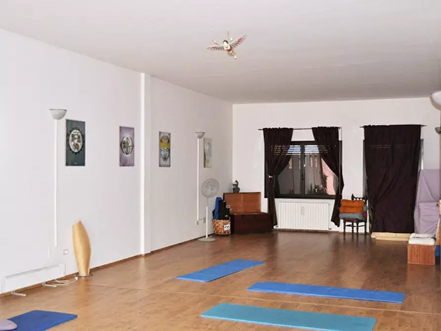 Immagine 1 di Appartamento in vendita  a Figline E Incisa Valdarno