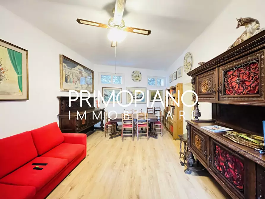 Immagine 1 di Appartamento in vendita  in Via Monte Baldo a Garda