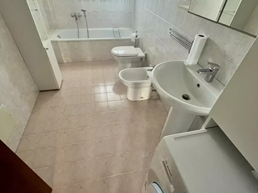 Immagine 4 di Appartamento in affitto  in VIA MONTA' a Padova