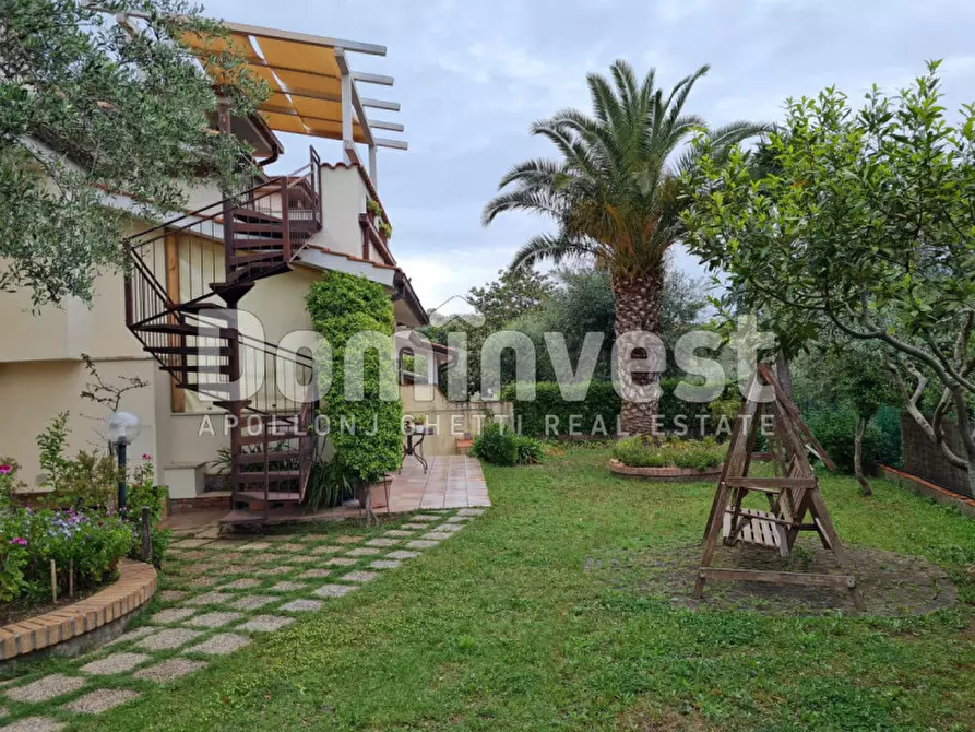 Immagine 4 di Villa in vendita  in Via G.Puccini a Capalbio