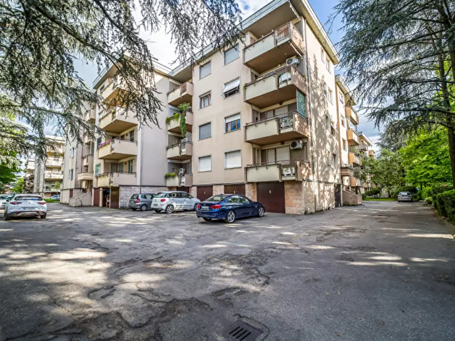 Immagine 1 di Appartamento in vendita  in Via Grenoble n.2 a Parma