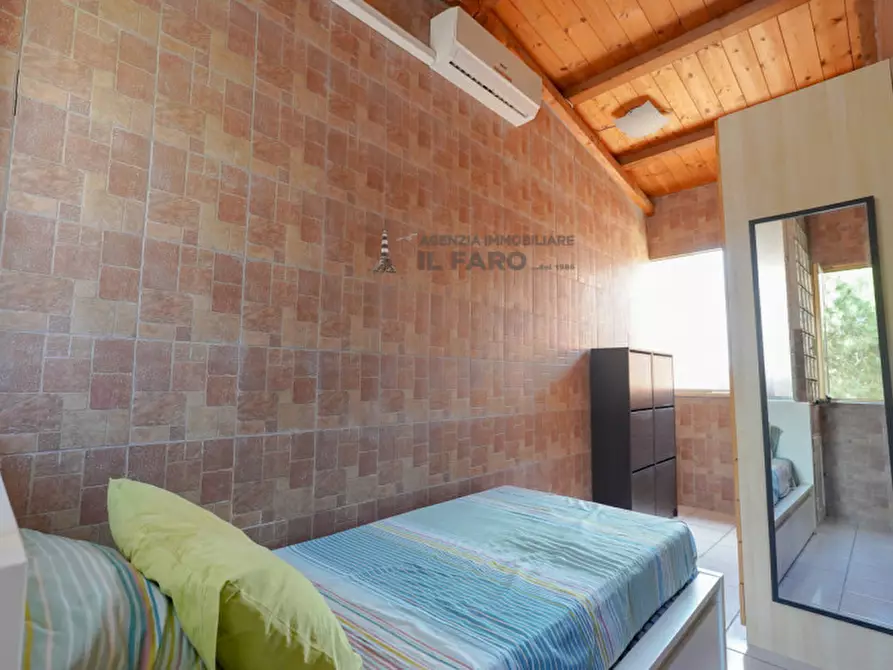 Immagine 7 di Appartamento in vendita  in Via Cala Chiesa a La Maddalena
