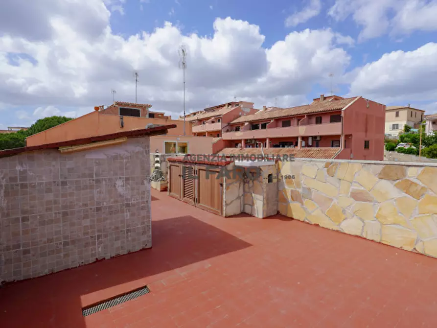 Immagine 14 di Appartamento in vendita  in Via Cala Chiesa a La Maddalena