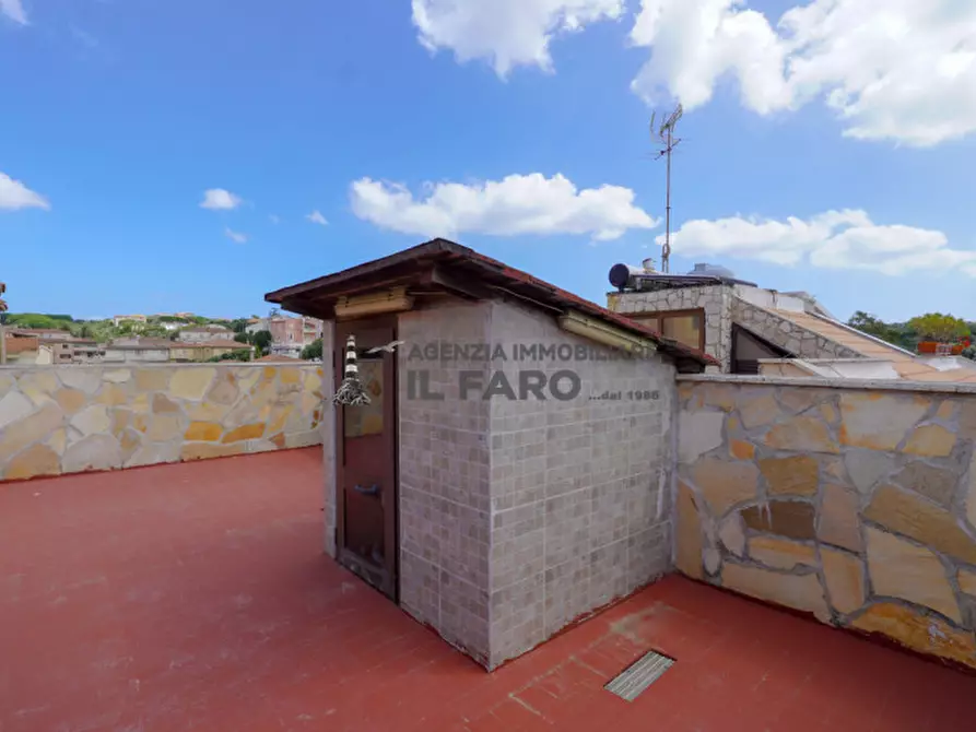 Immagine 15 di Appartamento in vendita  in Via Cala Chiesa a La Maddalena