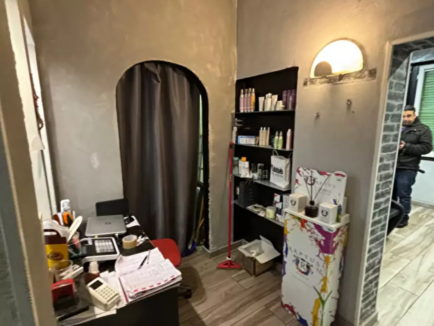 Immagine 4 di Attività commerciale in affitto  in VIA DELL'OLIVUZZO a Firenze