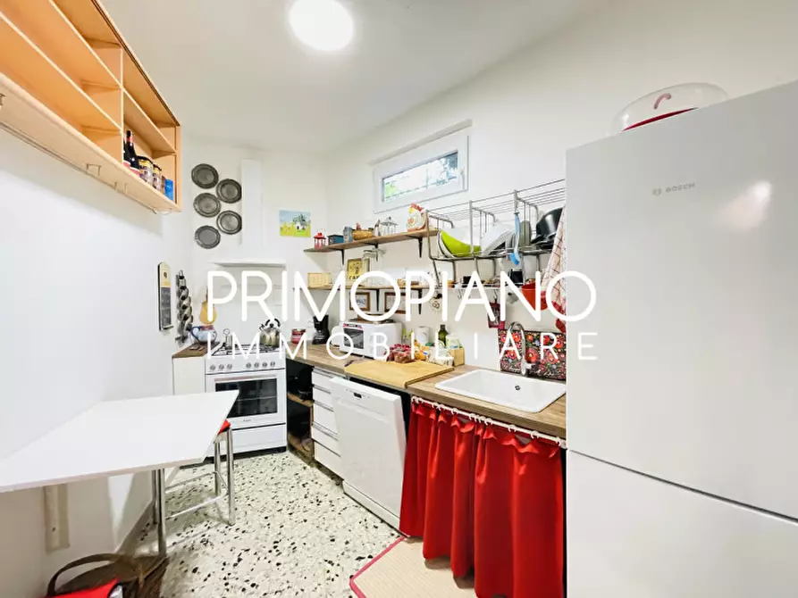 Immagine 1 di Appartamento in vendita  in Via Monte Baldo a Garda