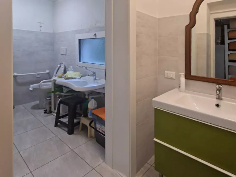 Immagine 7 di Ufficio in vendita  in VIA BORGOFURO a Este