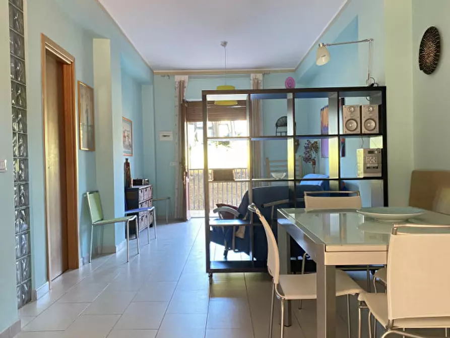 Immagine 1 di Appartamento in vendita  in Viale Jannuzzo 8 a Giardini-Naxos