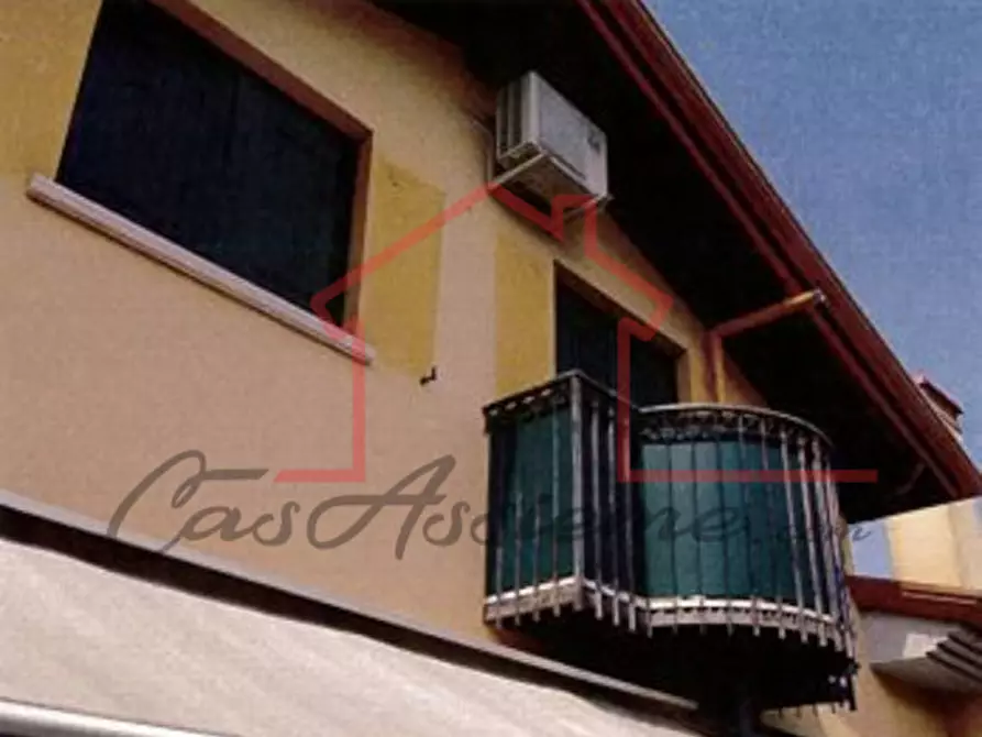 Immagine 1 di Appartamento in vendita  in via Massari a Resana