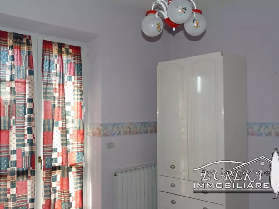 Immagine 22 di Villa in vendita  in via roma 152 a Castiglione Del Lago