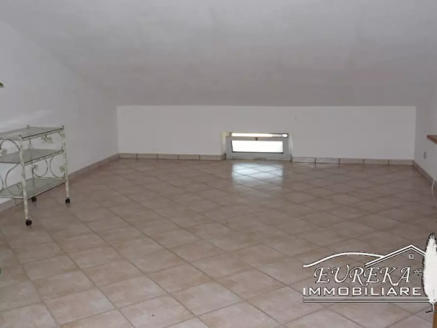 Immagine 38 di Villa in vendita  in via roma 152 a Castiglione Del Lago