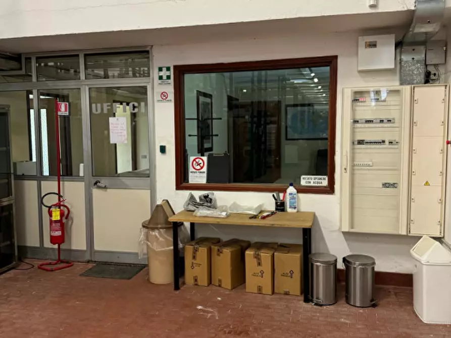 Immagine 11 di Capannone industriale in vendita  in viale professor gabetti a Dogliani