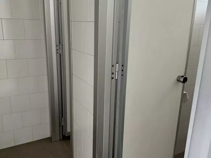 Immagine 22 di Capannone industriale in vendita  in viale professor gabetti a Dogliani