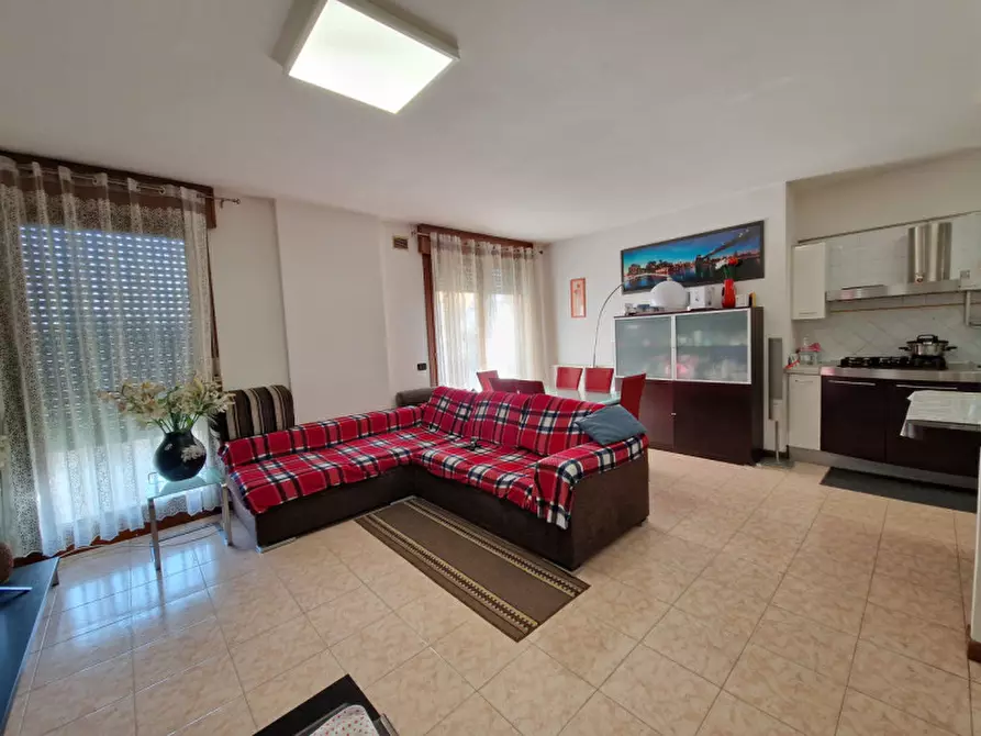 Immagine 1 di Appartamento in vendita  in Via Caltana a Campodarsego