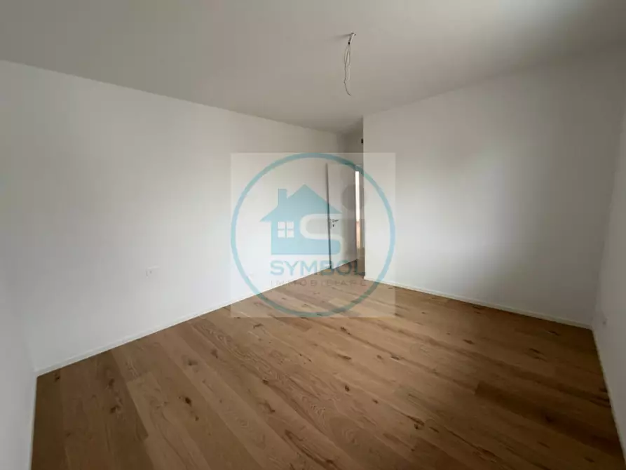 Immagine 5 di Appartamento in vendita  in VIA CADORE a Salzano