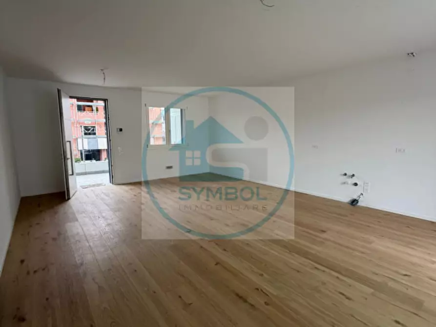 Immagine 8 di Appartamento in vendita  in VIA CADORE a Salzano