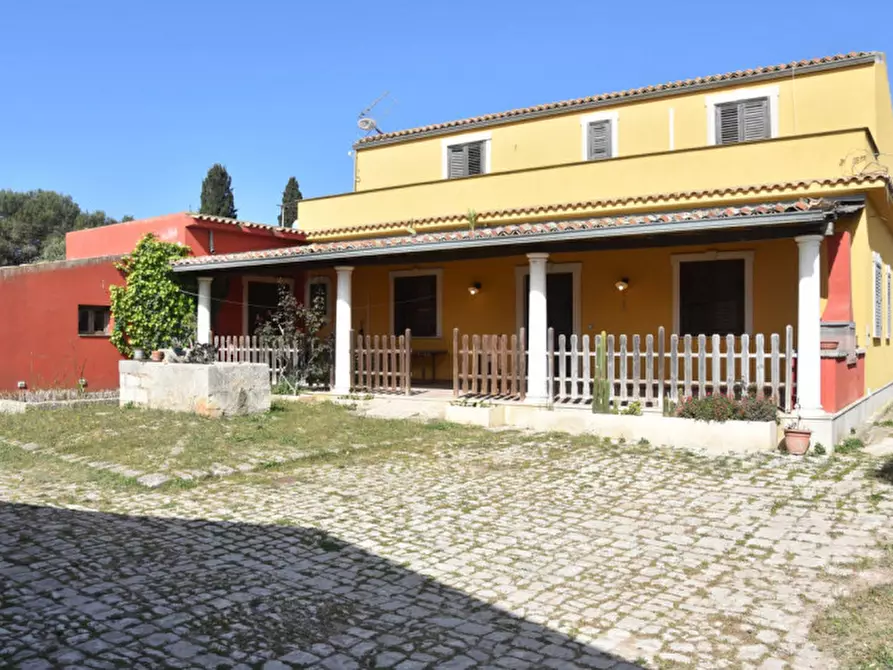 Immagine 3 di Casa indipendente in vendita  in Contrada Fondi San Filippo a Rosolini