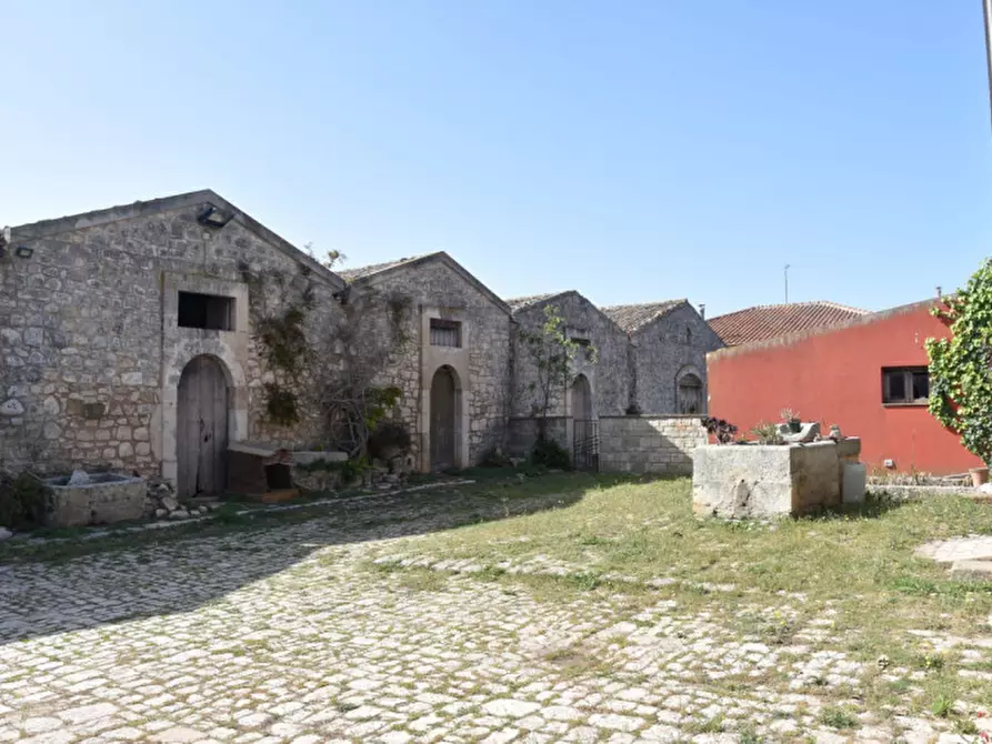 Immagine 13 di Casa indipendente in vendita  in Contrada Fondi San Filippo a Rosolini