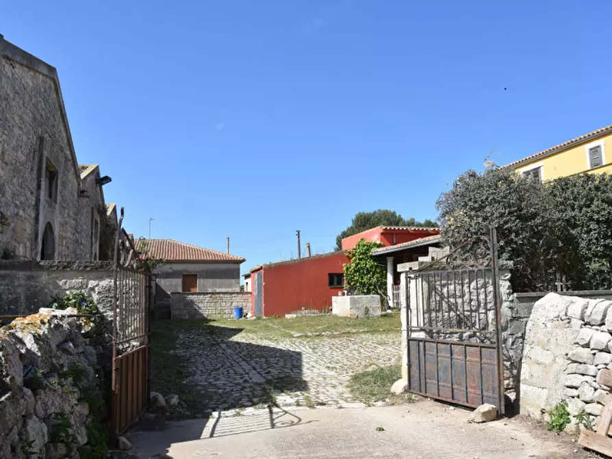 Immagine 40 di Casa indipendente in vendita  in Contrada Fondi San Filippo a Rosolini