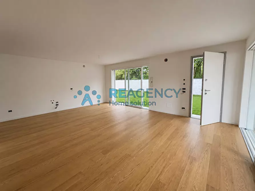 Immagine 8 di Appartamento in vendita  in Viale Manzoni a Vicenza