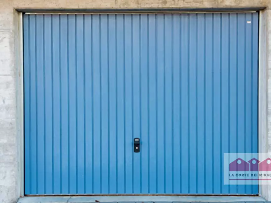 Immagine 5 di Garage in vendita  in Via Pacinotti a Vicenza