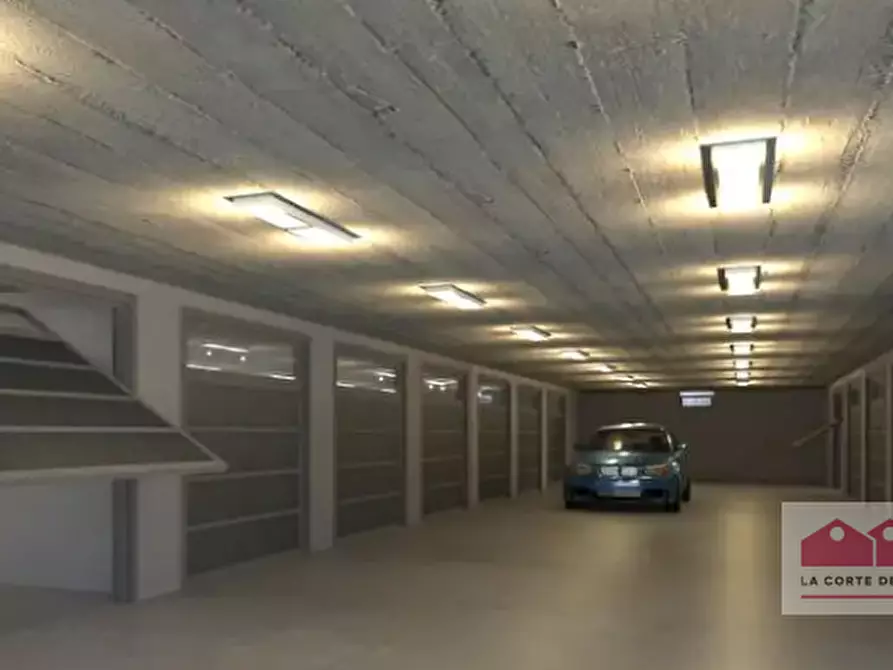 Immagine 12 di Garage in vendita  in Via Pacinotti a Vicenza