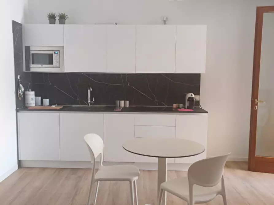 Immagine 2 di Monolocale in affitto  in Viale Delle Terme 3 a Abano Terme