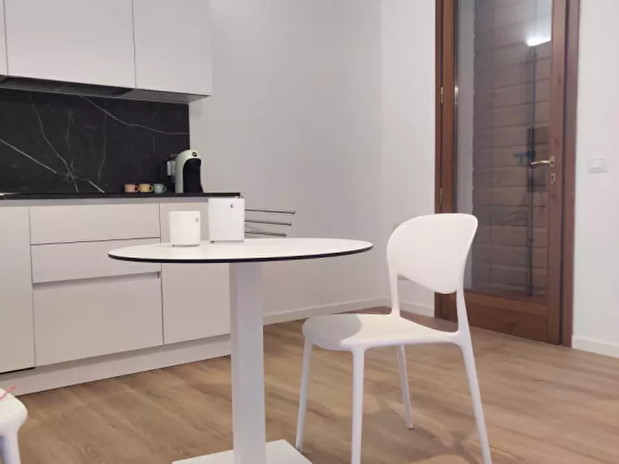 Immagine 5 di Monolocale in affitto  in Viale Delle Terme 3 a Abano Terme