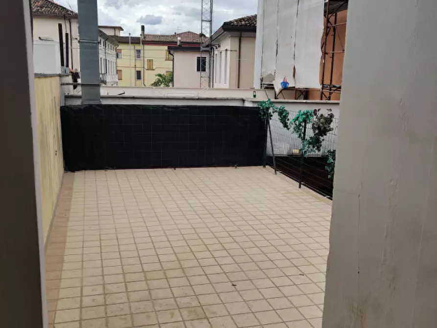 Immagine 17 di Monolocale in affitto  in Viale Delle Terme 3 a Abano Terme