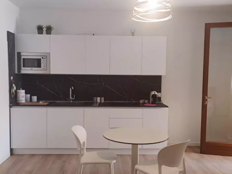 Immagine 26 di Monolocale in affitto  in Viale Delle Terme 3 a Abano Terme