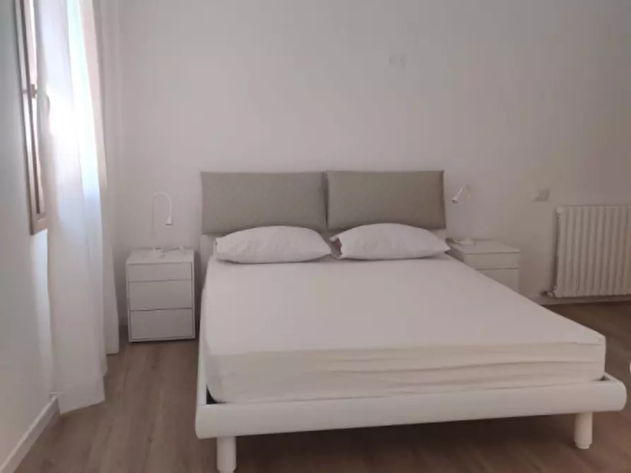 Immagine 31 di Monolocale in affitto  in Viale Delle Terme 3 a Abano Terme