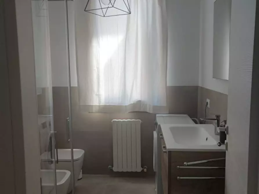 Immagine 42 di Monolocale in affitto  in Viale Delle Terme 3 a Abano Terme