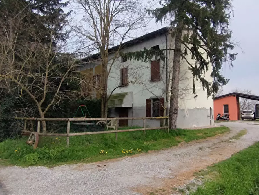 Immagine 1 di Villetta a schiera in vendita  in Fraz. Sanguigna, 77 a Colorno