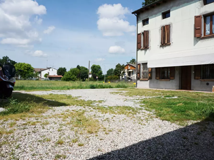 Immagine 2 di Villetta a schiera in vendita  in Fraz. Sanguigna, 77 a Colorno