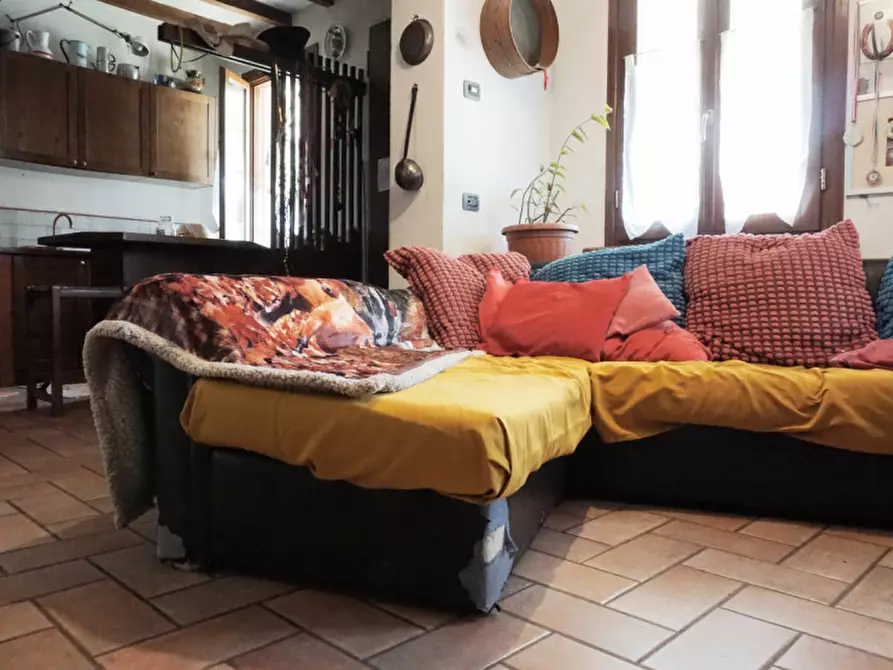 Immagine 17 di Villetta a schiera in vendita  in Fraz. Sanguigna, 77 a Colorno