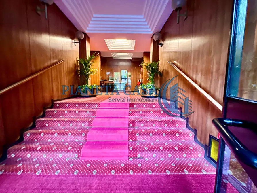 Immagine 3 di Appartamento in vendita  in Via Giovanni da Procida 10 a Milano